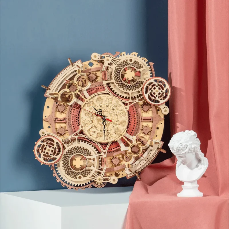 ساعة جدارية Zodiac Clock